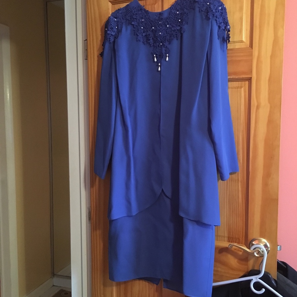 Blue dress